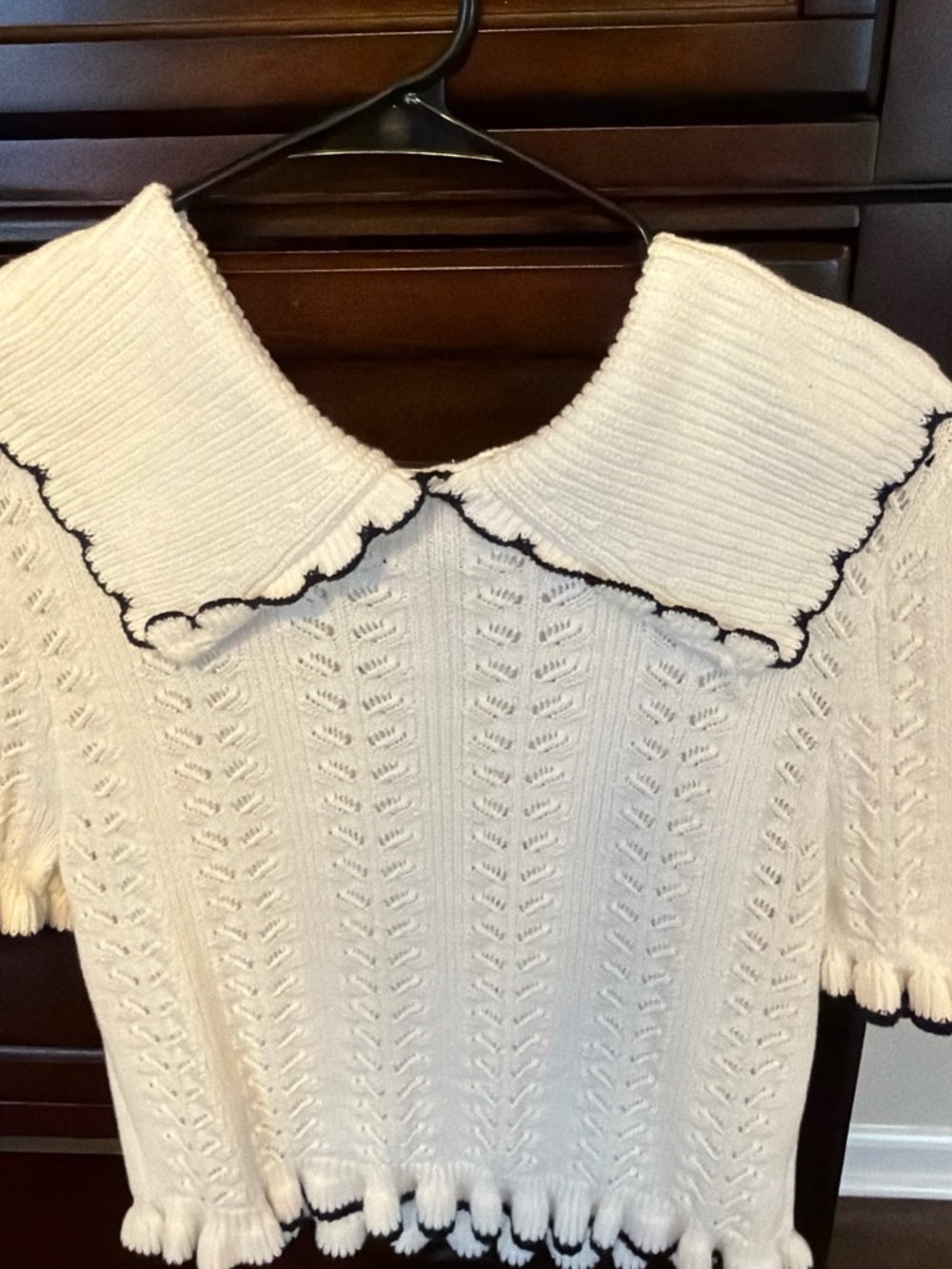 ILLA ILLA White Knit Top with Black Scalloped Trim Collar